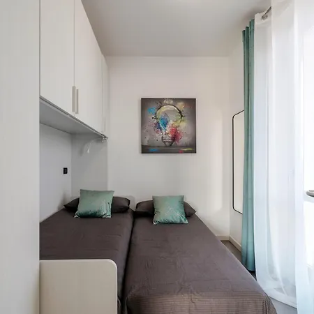 Apartament Design & Relax Sul Di Garda Montinelle